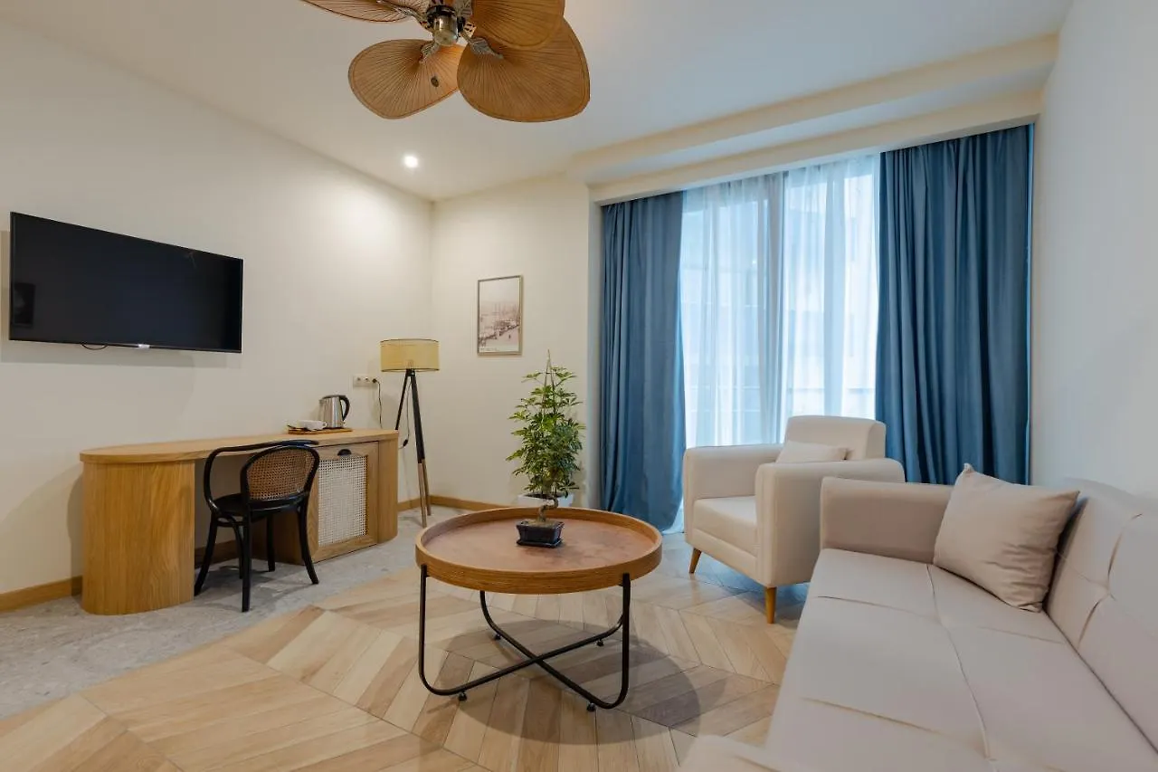 Miramar Luxury Residences Batumi Hotel