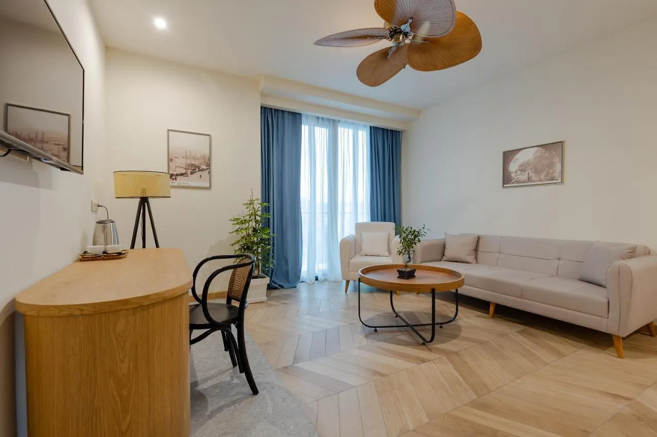 Miramar Luxury Residences Batumi 5*,